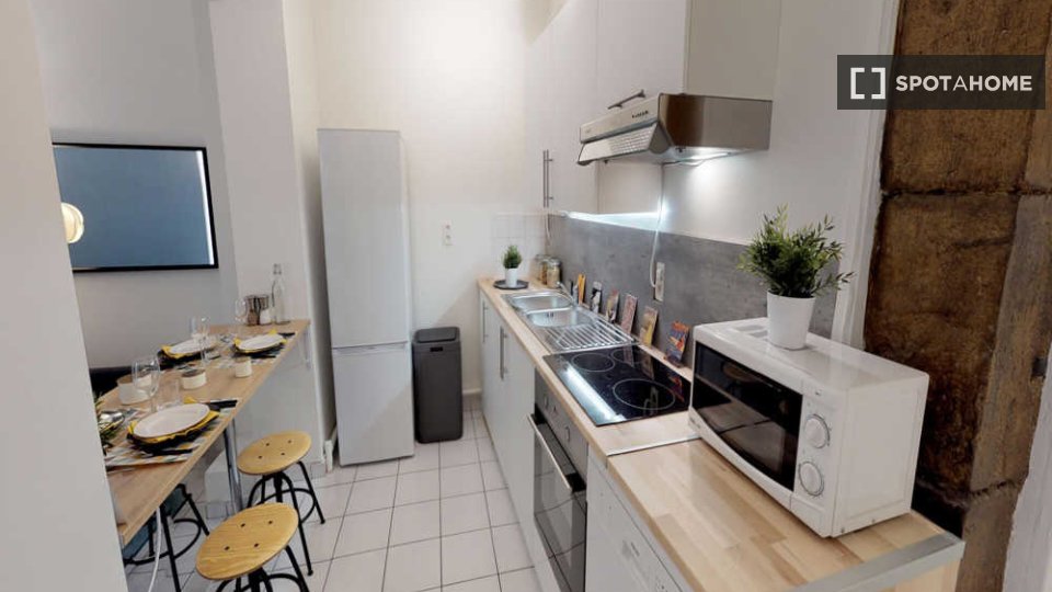 Camera doppia Lione, 3 camere, 70m² — foto 5
