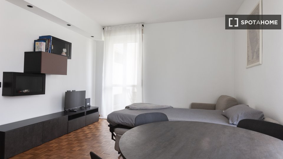 Apartment Milan, 2 beds, 70m² — photo 34
