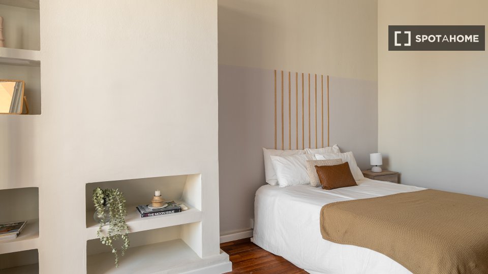 Double room Barcelona, 7 beds, 166m² — photo 6