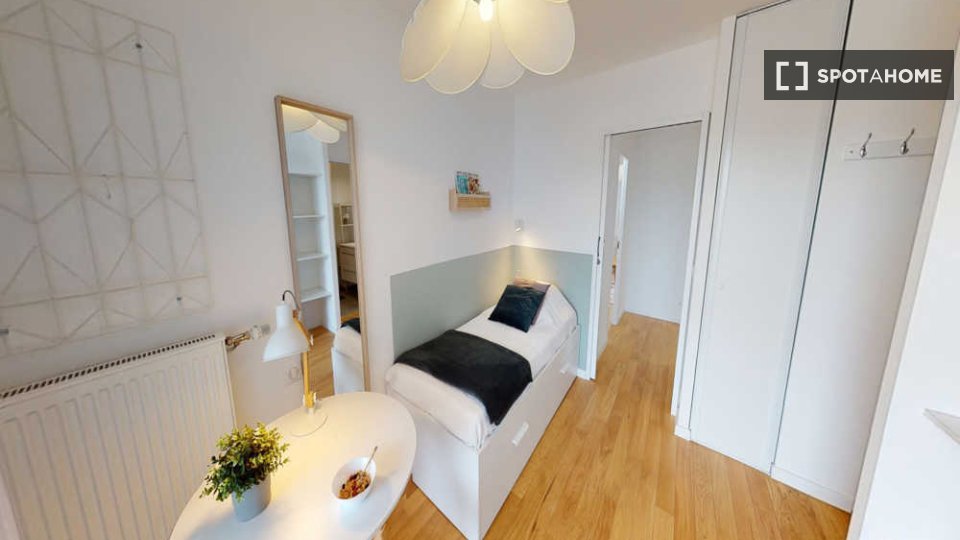 Double room Paris, 4 beds, 90m² — photo 15