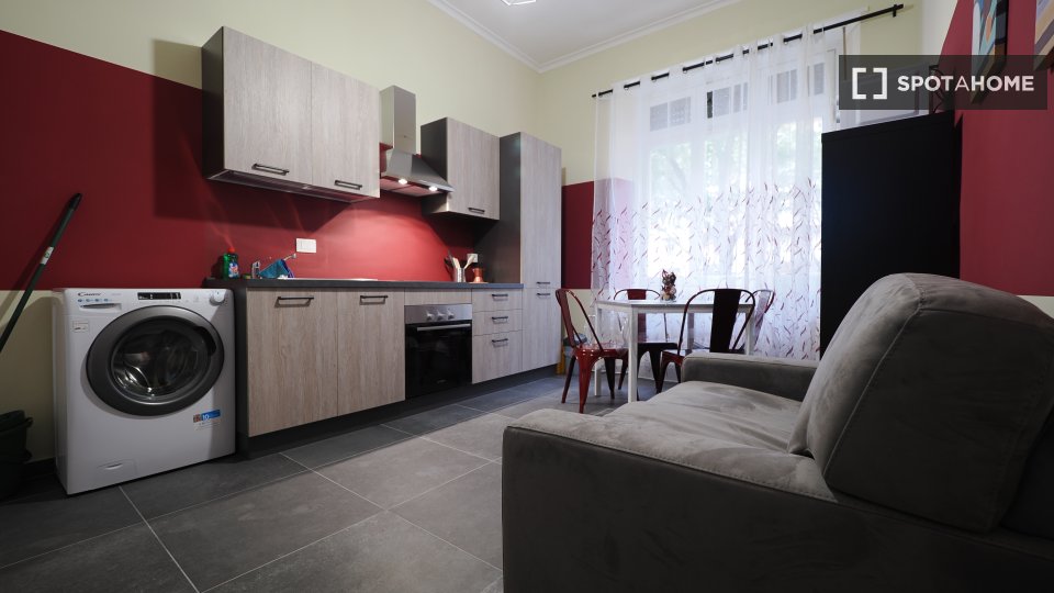Double room Turin, 2 beds — photo 12