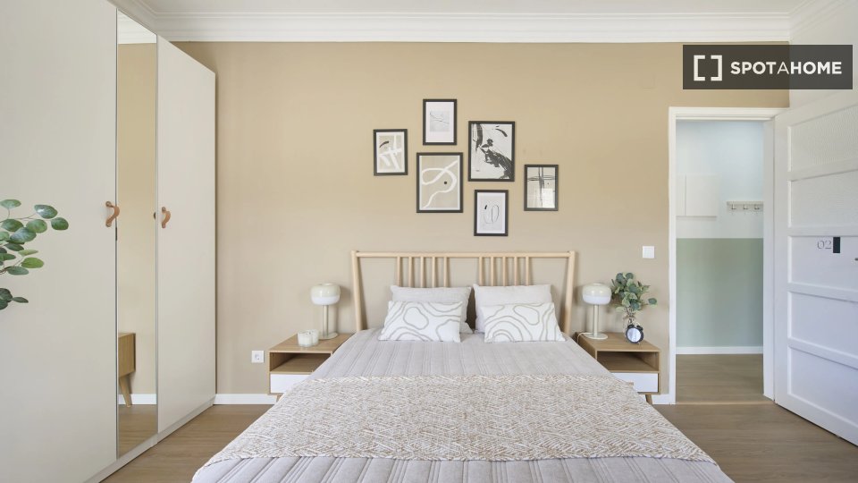Double room Lisbon, 4 beds — photo 3