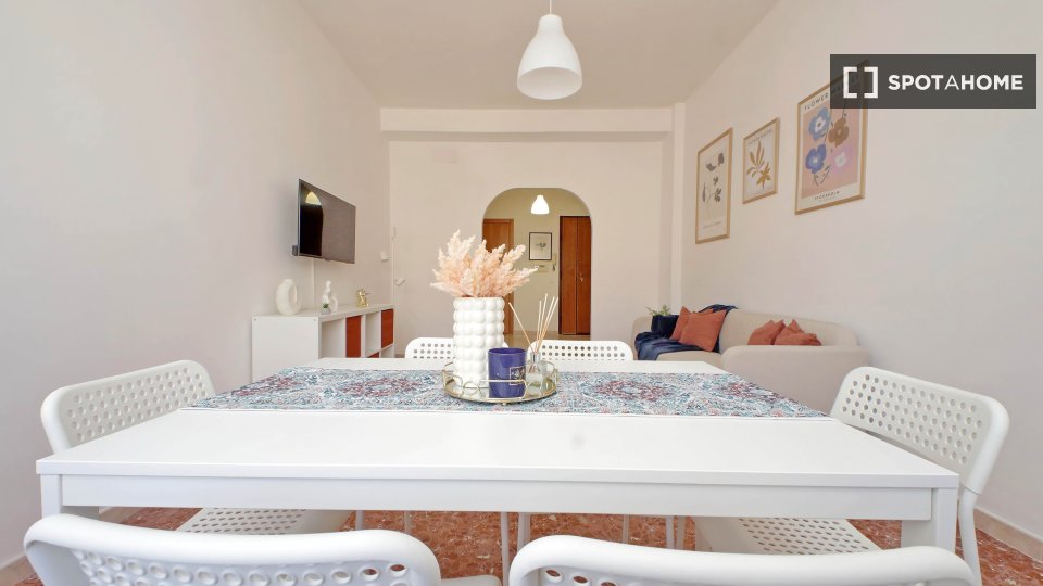 Apartment Rome, 2 beds — photo 15