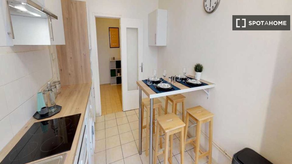 Double room Lyon, 4 beds, 80m² — photo 13