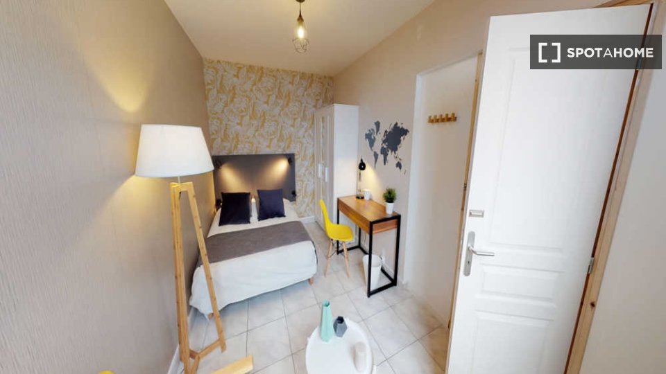 Double room Lille, 4 beds, 70m² — photo 11