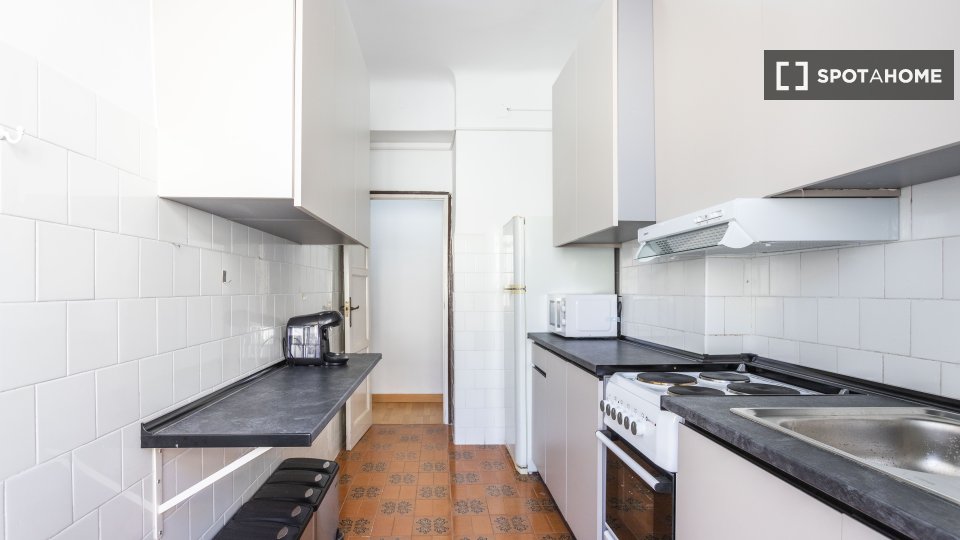 Double room Alicante, 8 beds — photo 14