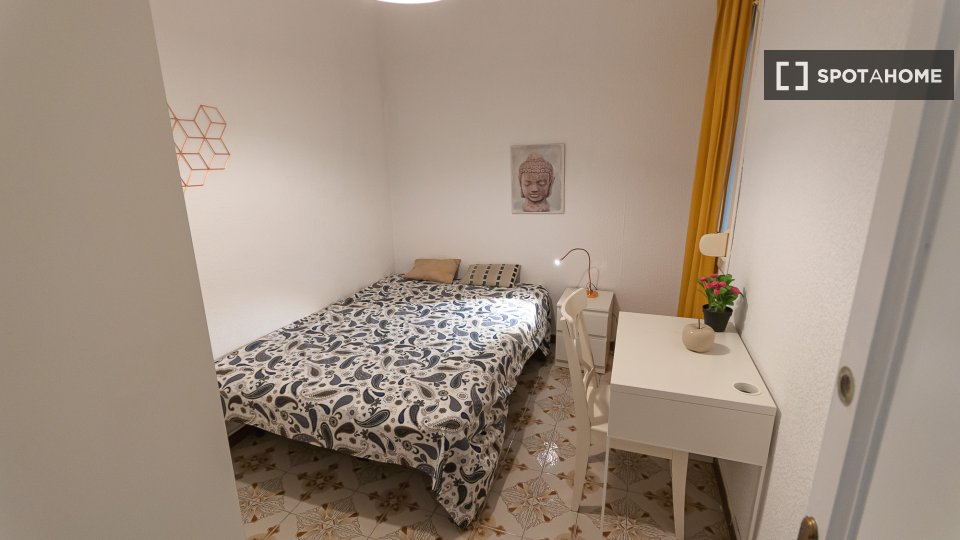 Double room Barcelona, 6 beds — photo 8