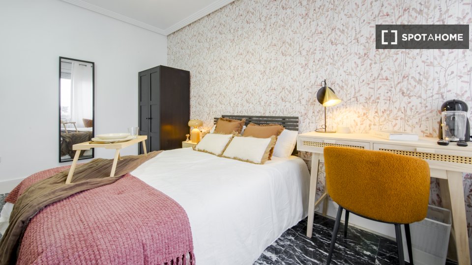 Double room Madrid, 8 beds — photo 11