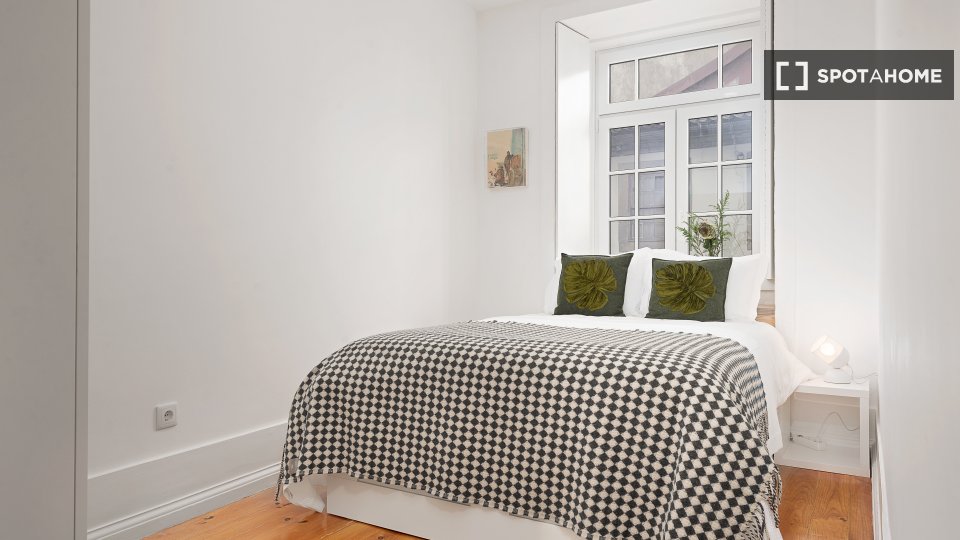 Apartment Porto, 3 beds, 40m² — photo 5