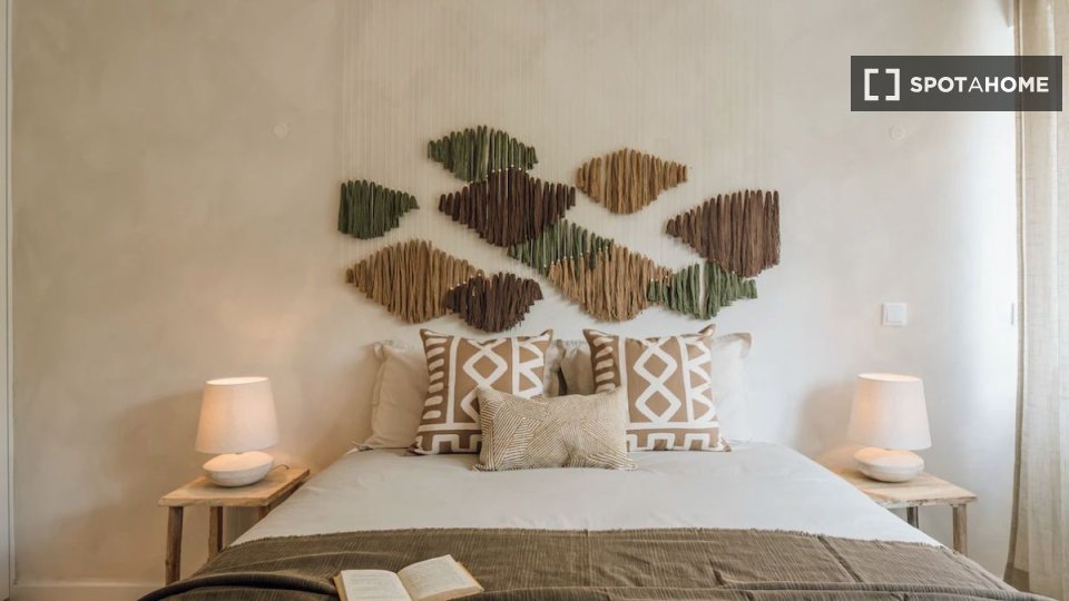 Apartment Lisbon, 3 beds — photo 19