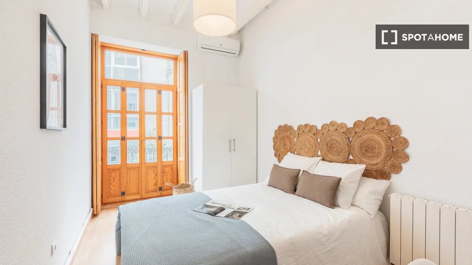 Double room Valencia, 10 beds — photo 11