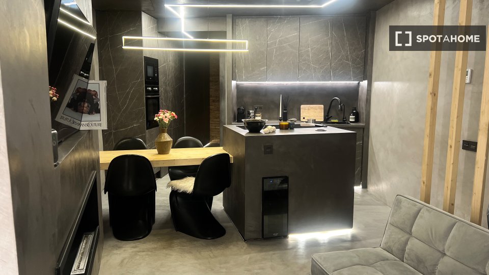 Double room Barcelona, 2 beds, 51m² — photo 4