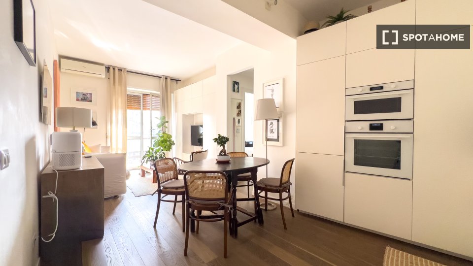 Apartment Milan, 2 beds, 70m² — photo 18