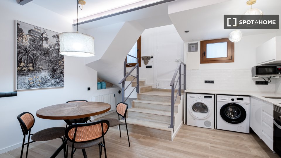 Apartment Barcelona, 2 beds, 95m² — photo 12
