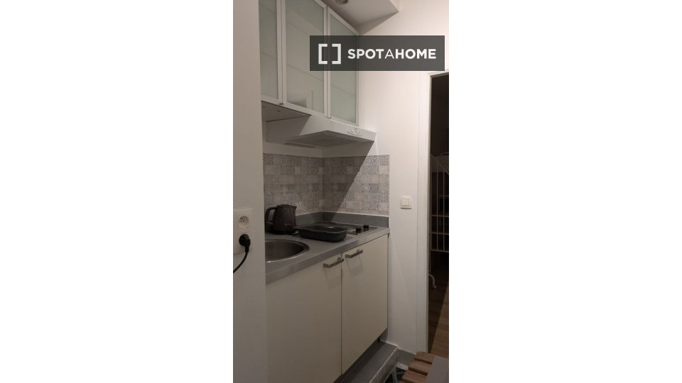 Apartment Brussels, 1 bed, 19m² — photo 17