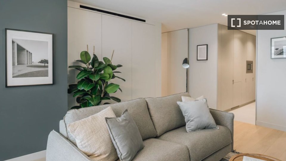 Apartment Lisbon, 1 bed — photo 9