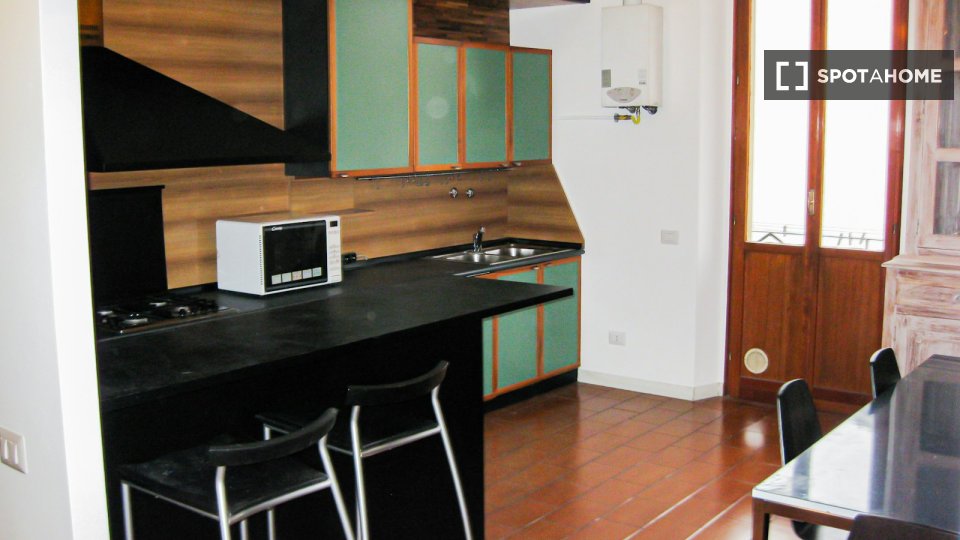 Double room Milan, 2 beds — photo 4
