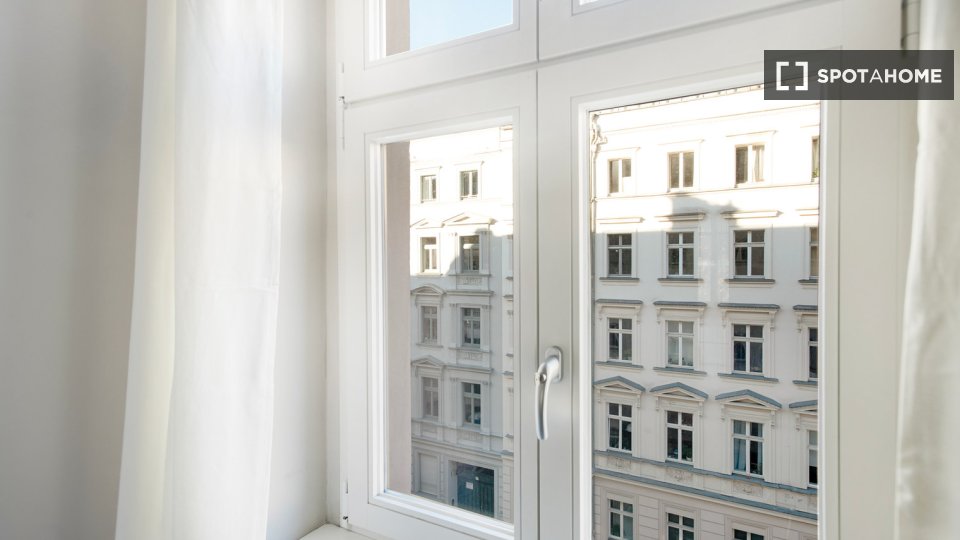 Apartment Berlin, 1 bed, 67m² — photo 7