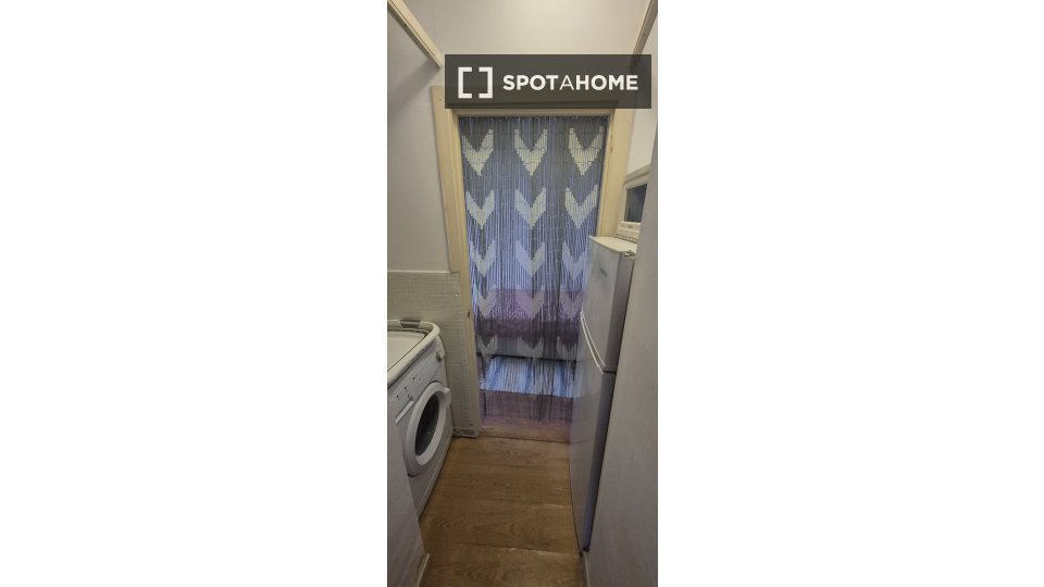 Apartment Granada, 1 bed, 73m² — photo 8