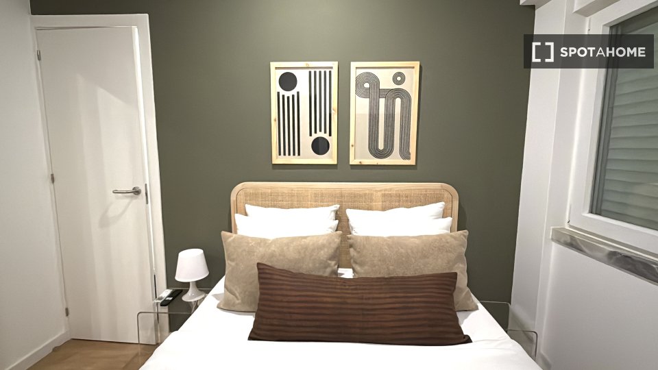 Apartment mono Lisbon, 1 bed, 45m² — photo 27