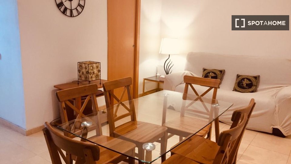 Apartment Barcelona, 2 beds, 56m² — photo 5