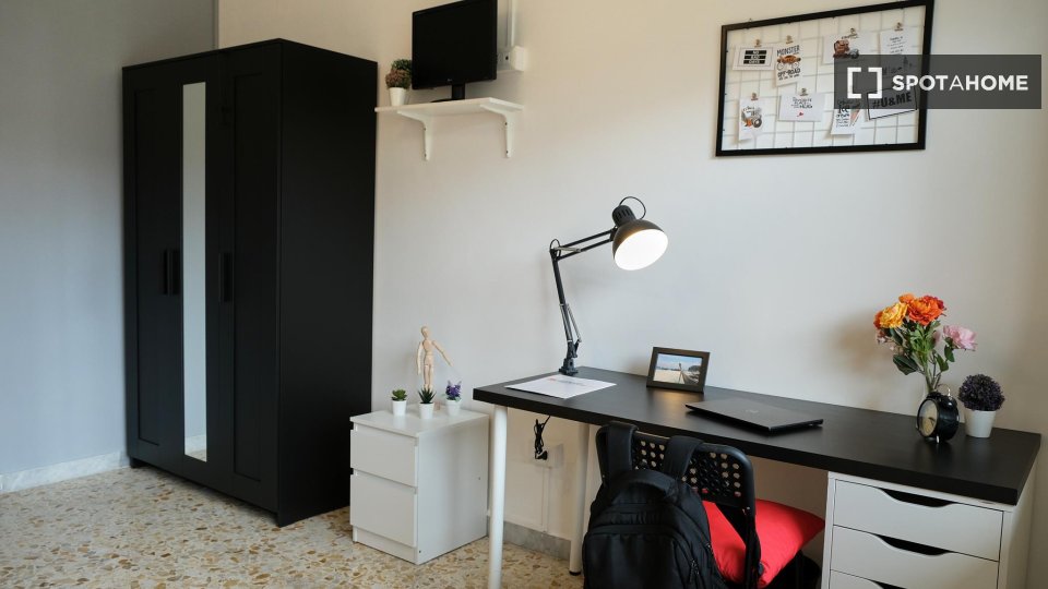 Camera doppia Napoli, 4 camere — foto 14