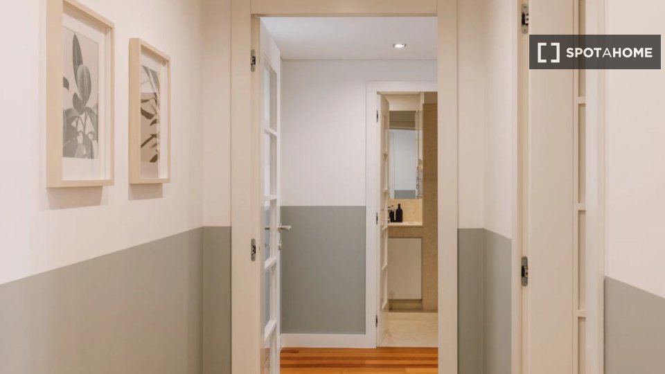 Apartment Lisbon, 2 beds — photo 12
