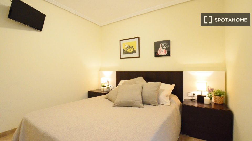 Apartment Valencia, 2 beds, 85m² — photo 5