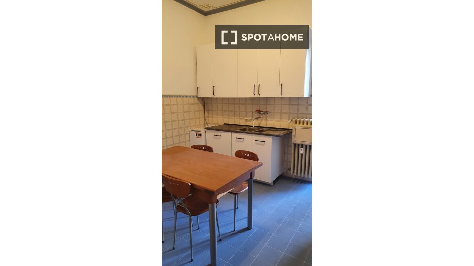 Double room Turin, 6 beds, 182m² — photo 6