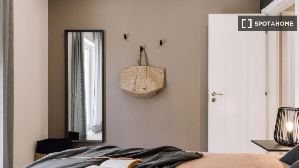 Apartment Lisbon, 2 beds — photo 13