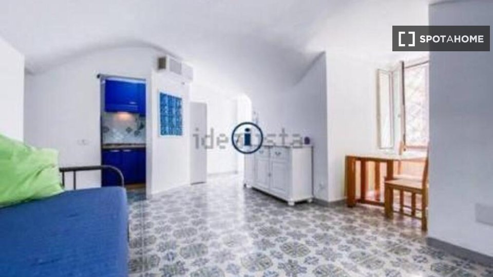 Apartment Naples, 1 bed — photo 5