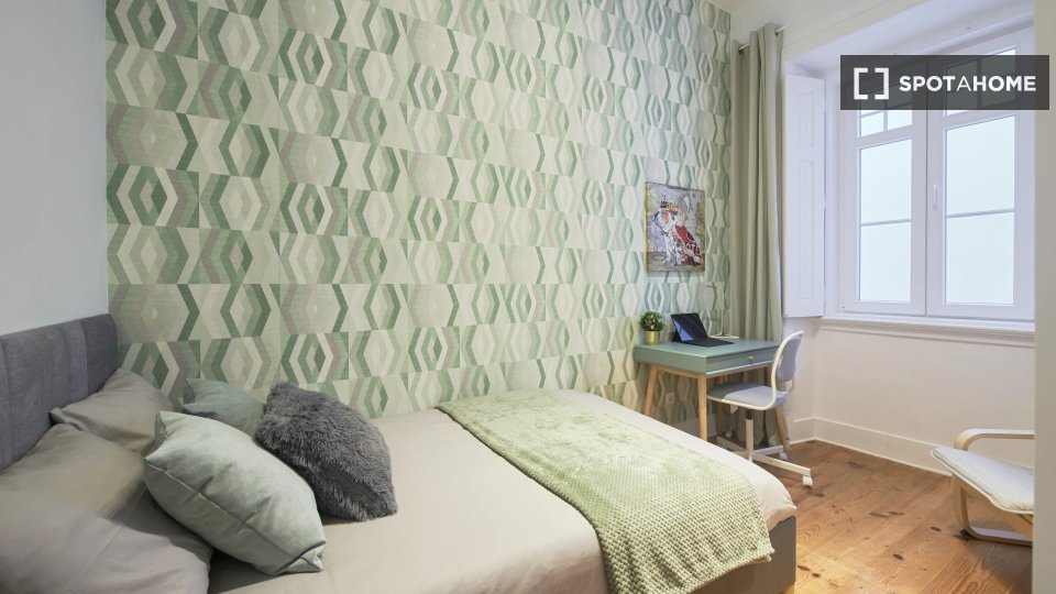 Double room Lisbon, 7 beds — photo 1