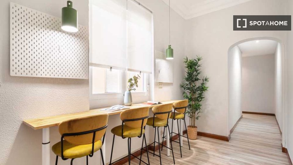 Double room Madrid, 4 beds — photo 19