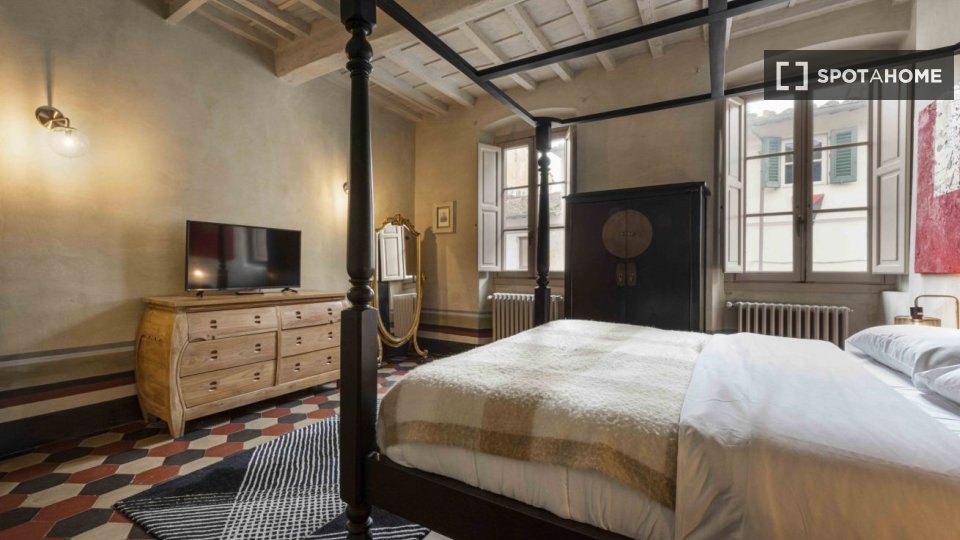 Apartment Florence, 2 beds, 100m² — photo 1