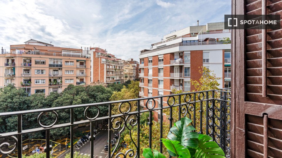 Double room Barcelona, 5 beds, 100m² — photo 45