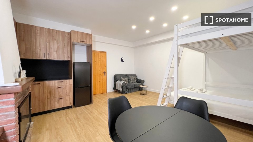 Apartment mono Barcelona, 35m² — photo 6