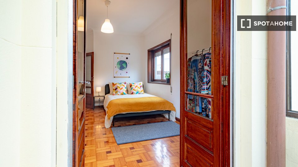 Double room Porto, 4 beds, 160m² — photo 9