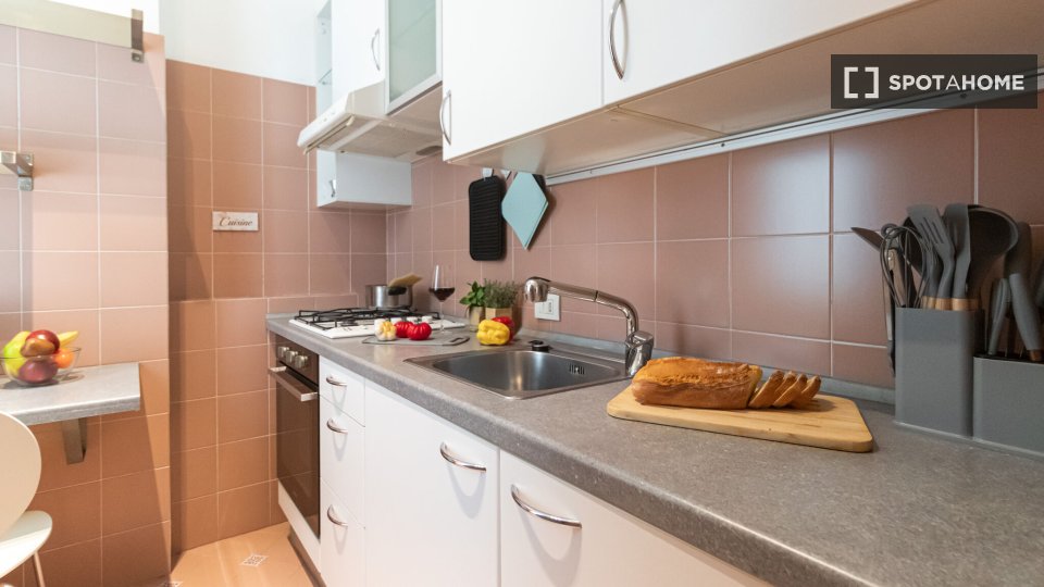 Apartment Milan, 1 bed, 70m² — photo 13