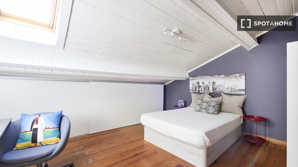 Double room Lisbon, 13 beds — photo 1
