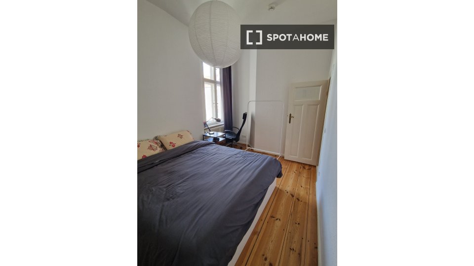 Apartment Berlin, 2 beds, 56m² — photo 3