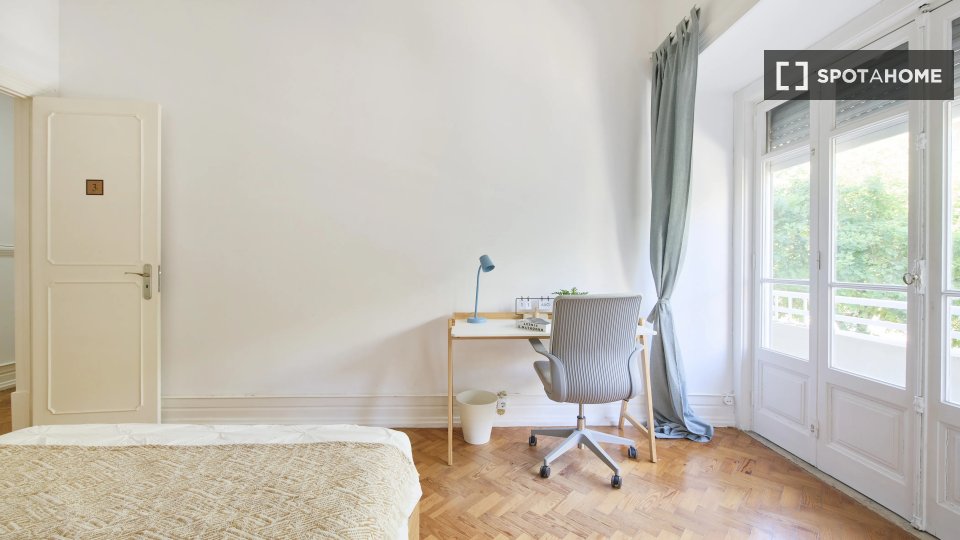 Double room Lisbon, 10 beds — photo 4