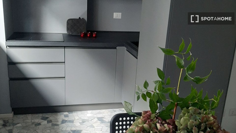 Apartment Milan, 1 bed, 45m² — photo 11