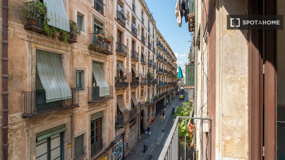 Double room Barcelona, 5 beds, 90m² — photo 17