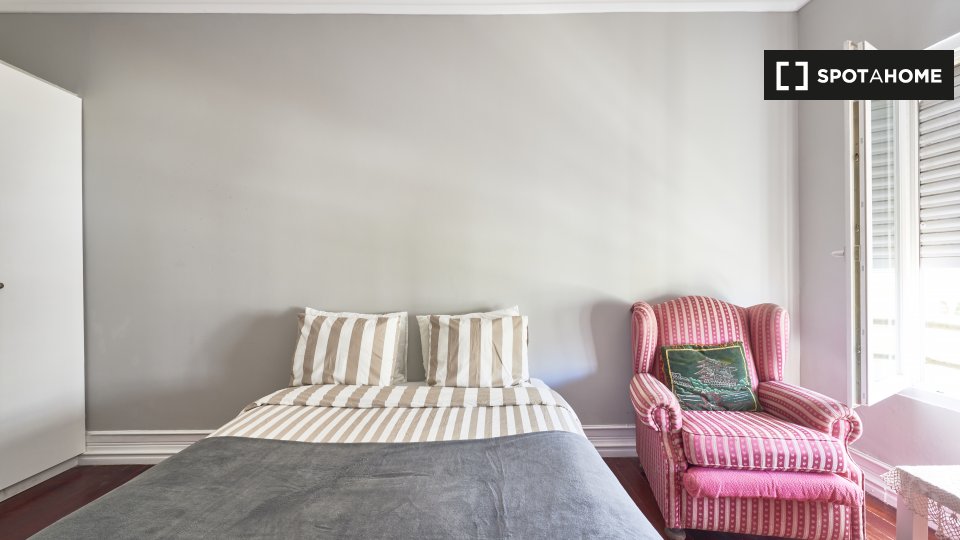 Double room Lisbon, 8 beds — photo 2