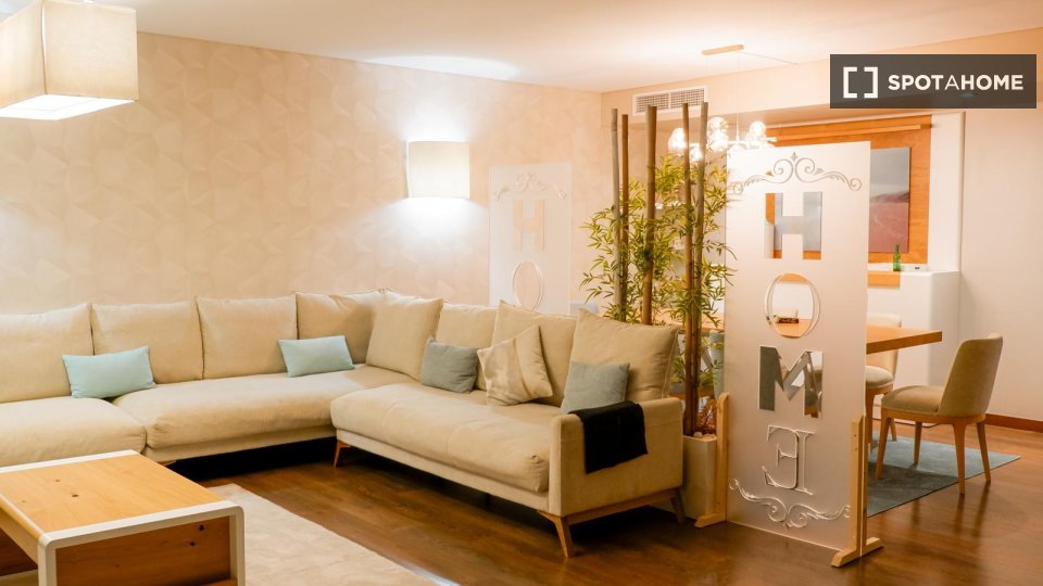 Apartment Lisbon, 2 beds — photo 14