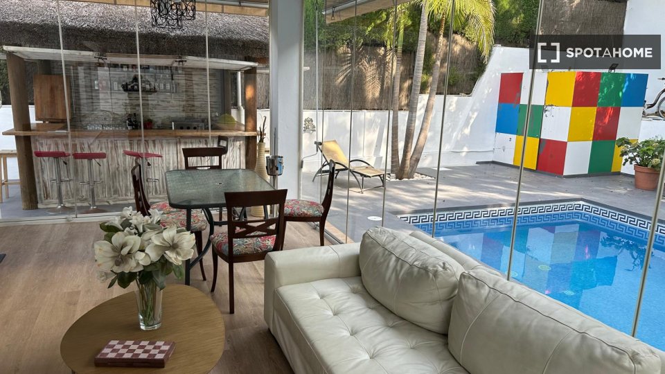 Double room Malaga, 9 beds, 25m² — photo 11
