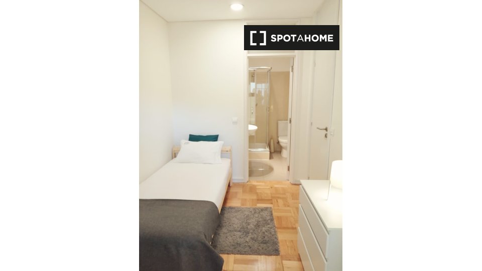 Double room Porto, 7 beds — photo 4