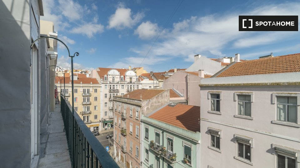 Double room Lisbon, 6 beds, 140m² — photo 11