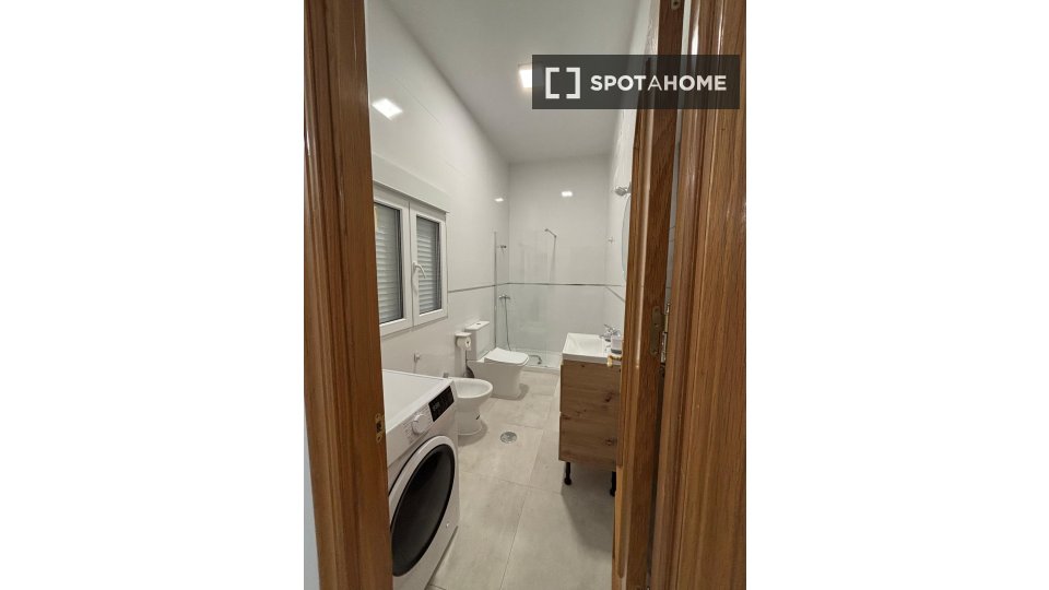 Double room Almeria, 5 beds — photo 13