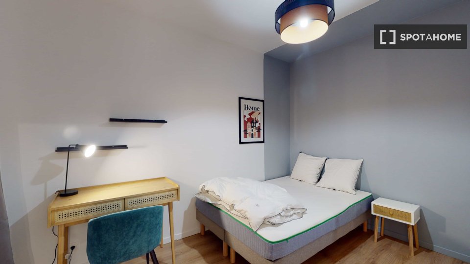 Double room Lille, 18 beds — photo 22